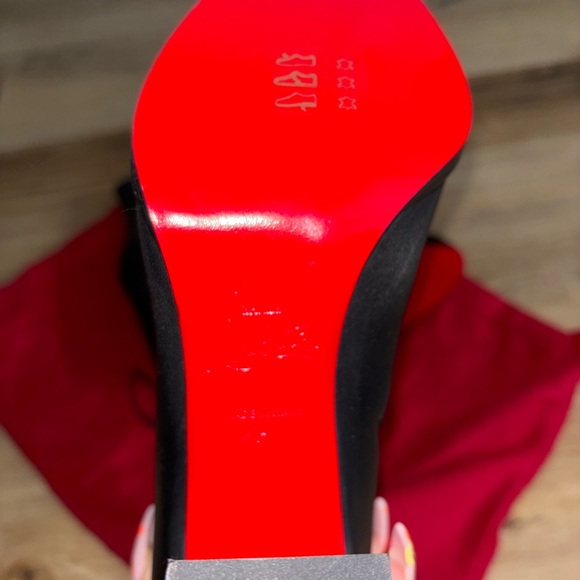 Authentic never worn - Picture 6 of 6